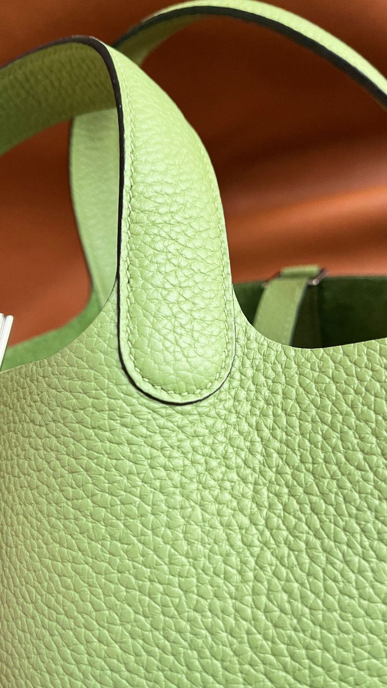 Hermès Picotin Lock 18 Vert Criquet in Clemence Leather