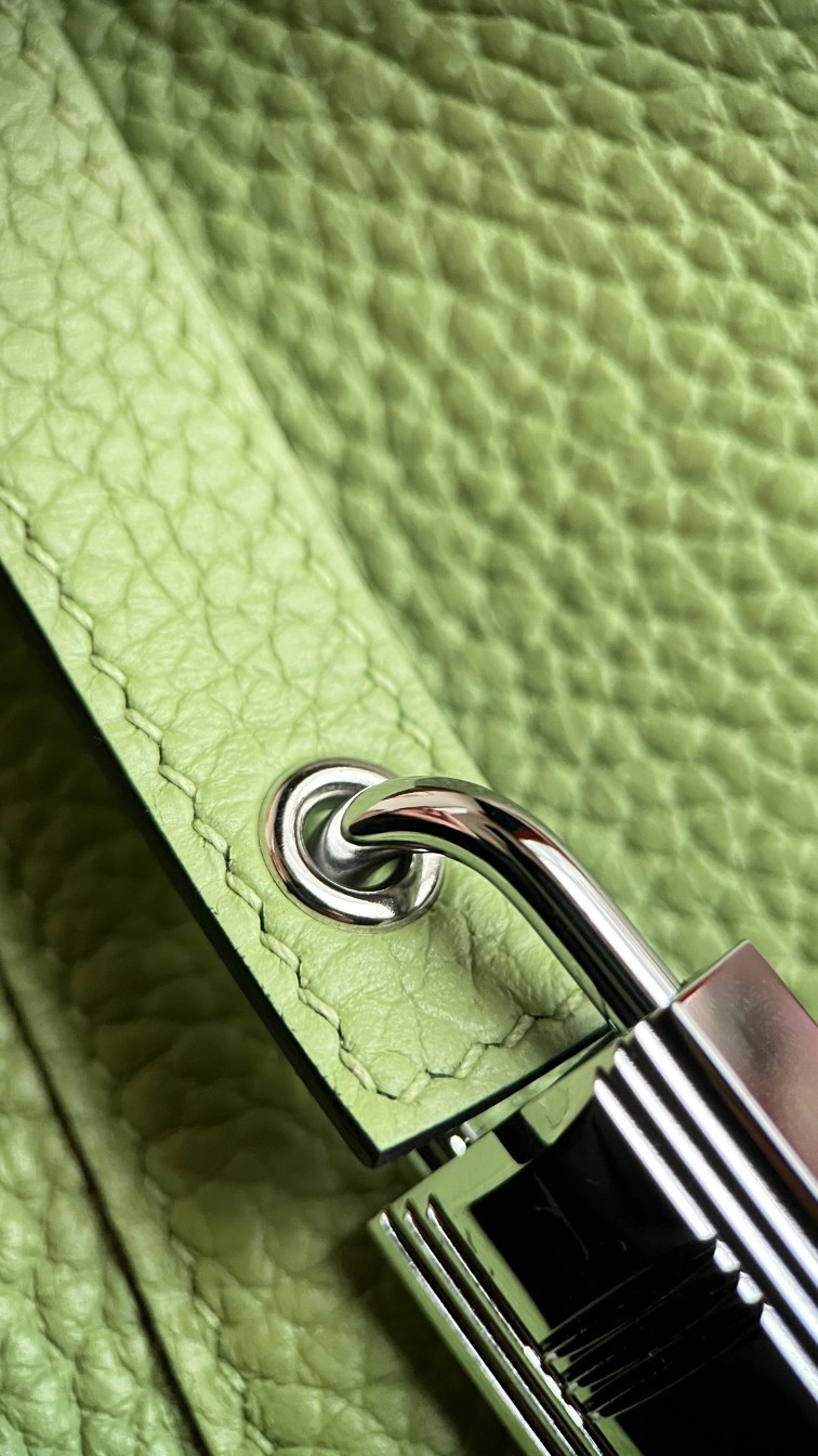 Hermès Picotin Lock 18 Vert Criquet in Clemence Leather