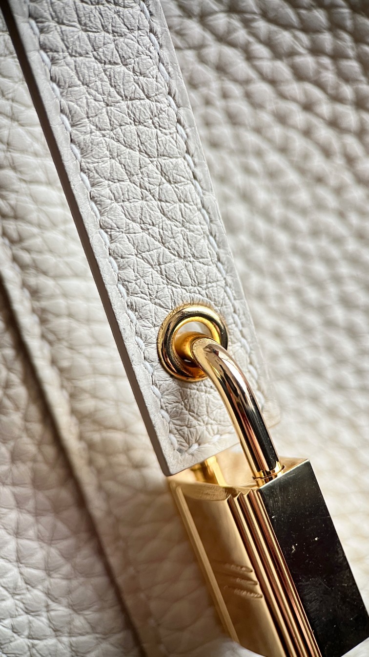 Hermès Picotin Lock 18 Craie in Clemence Leather