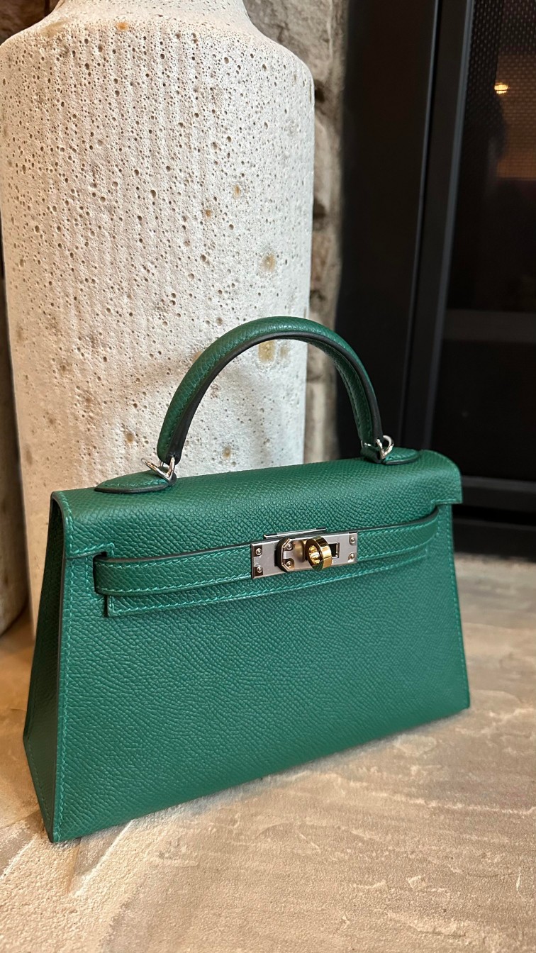 Hermès Mini Kelly 20 Vert Muyen in Epsom Leather