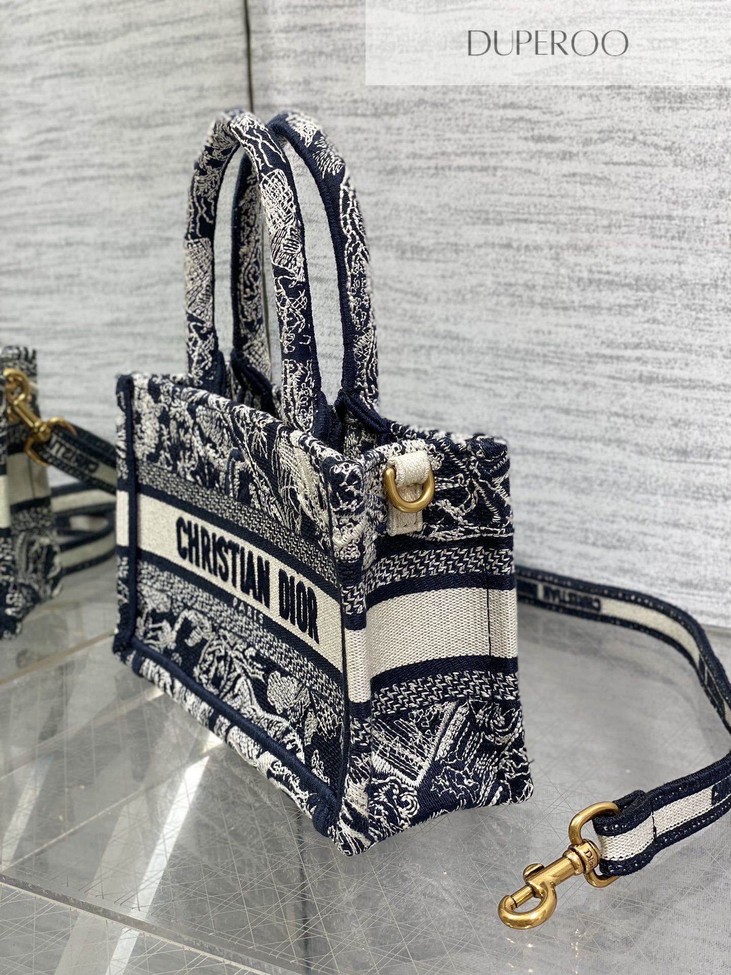 Dior Book Tote Toile de Jouy Motif