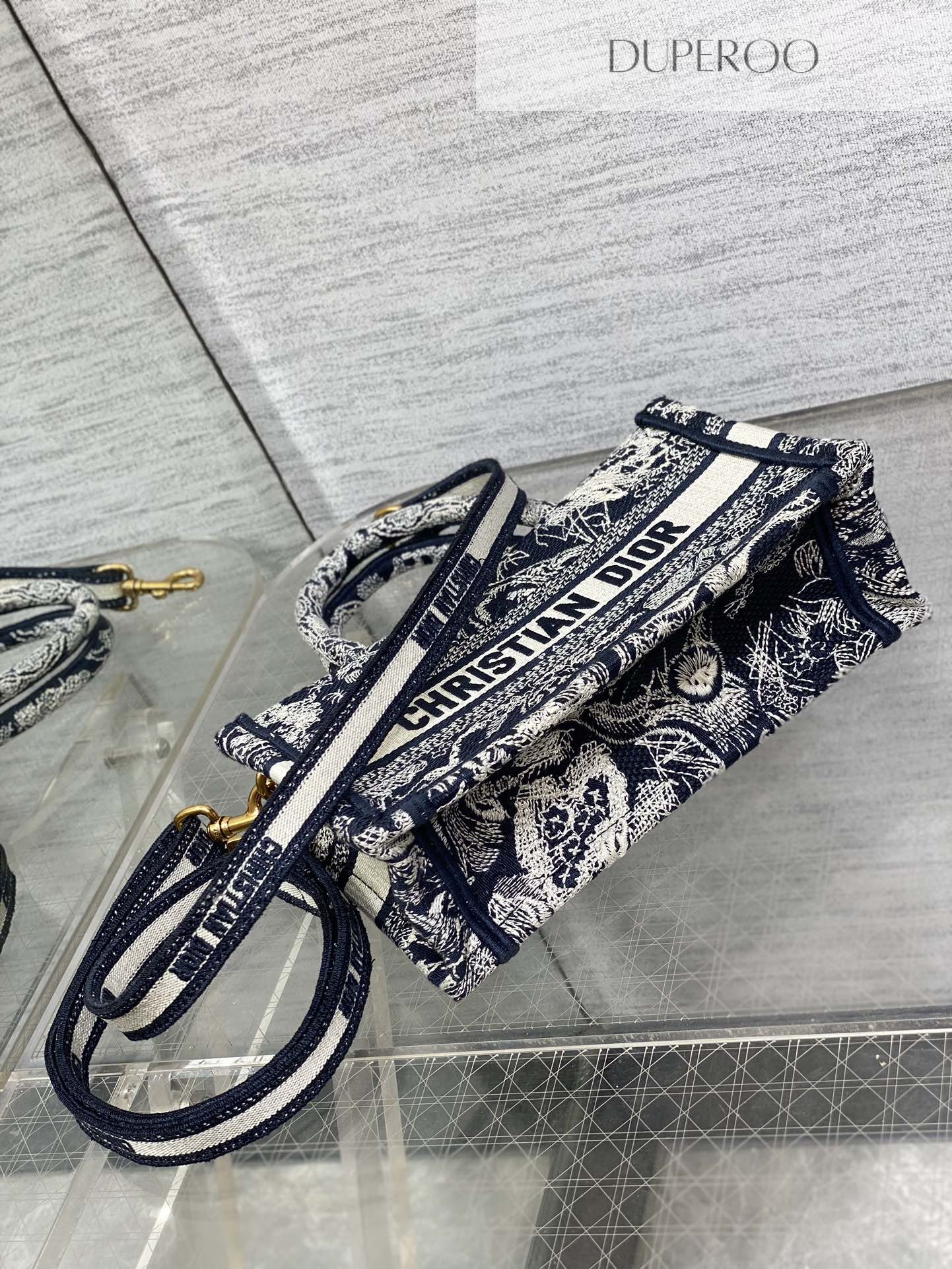 Dior Book Tote Toile de Jouy Motif