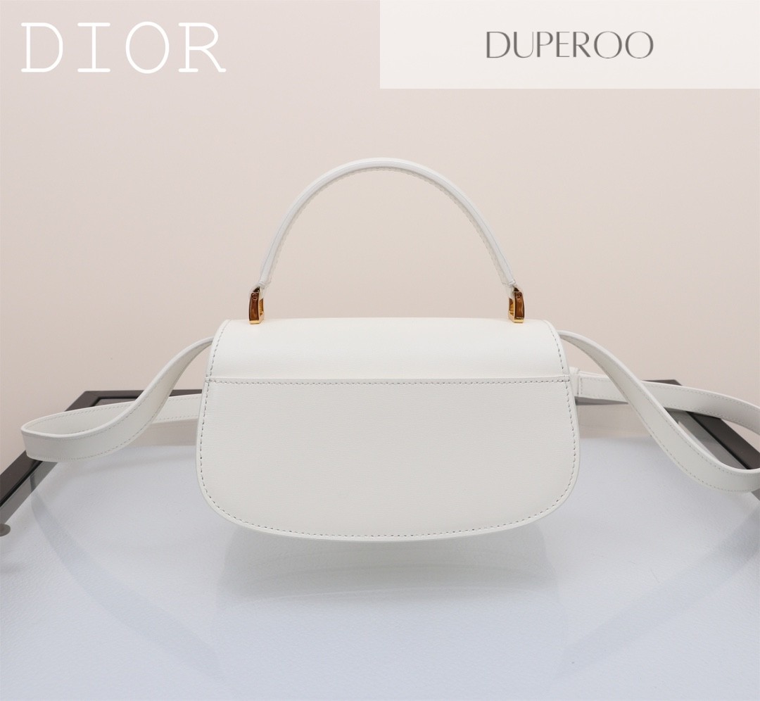 Dior 30 White Montaigne Avenue Bag