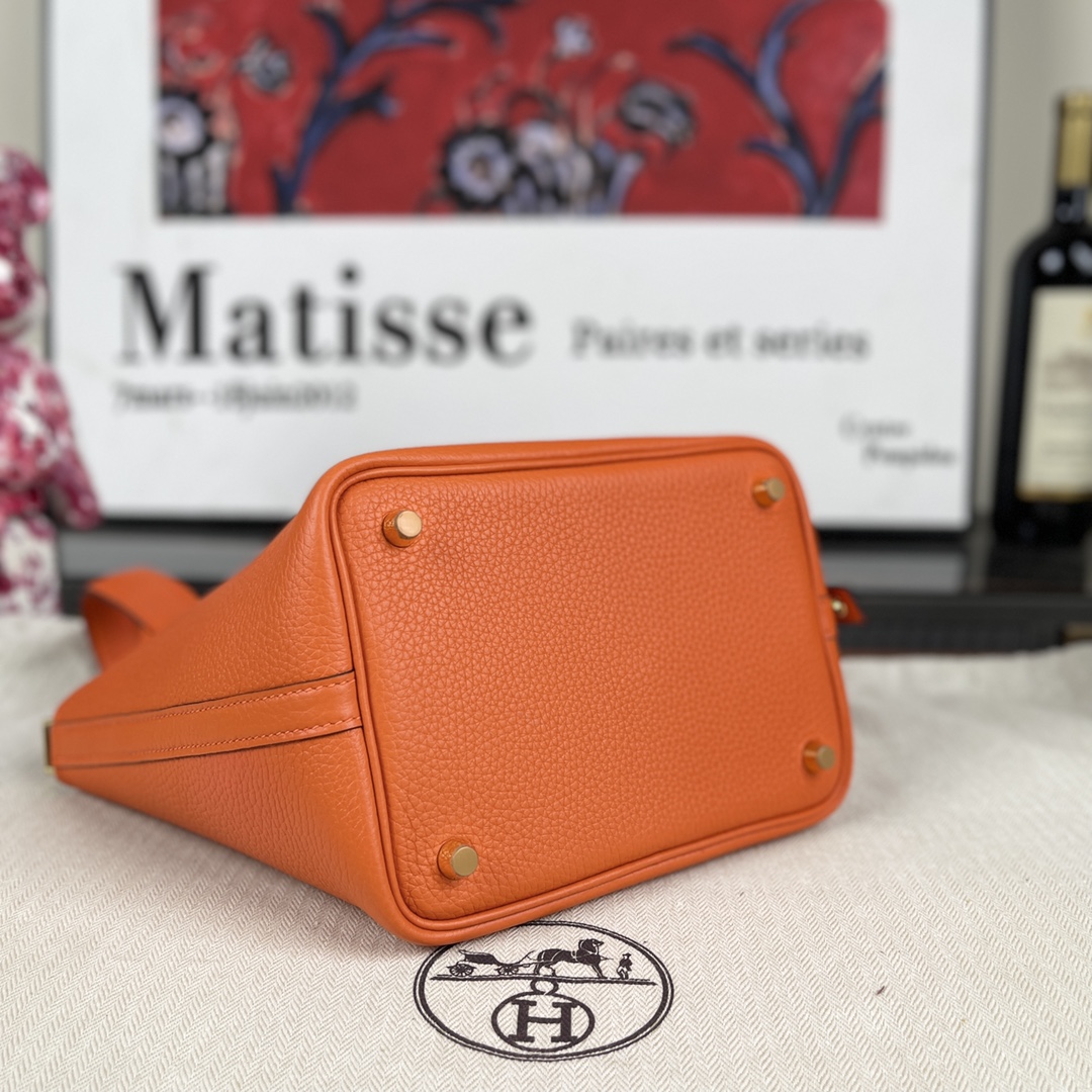 Hermès Picotin Lock 18 Apricot Taurillon Clemence Leather