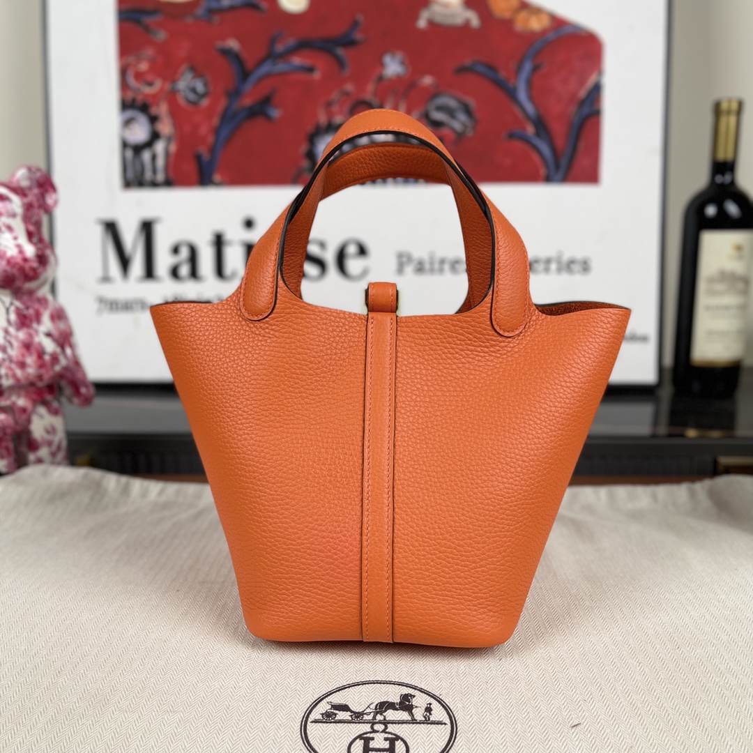 Hermès Picotin Lock 18 Apricot Taurillon Clemence Leather